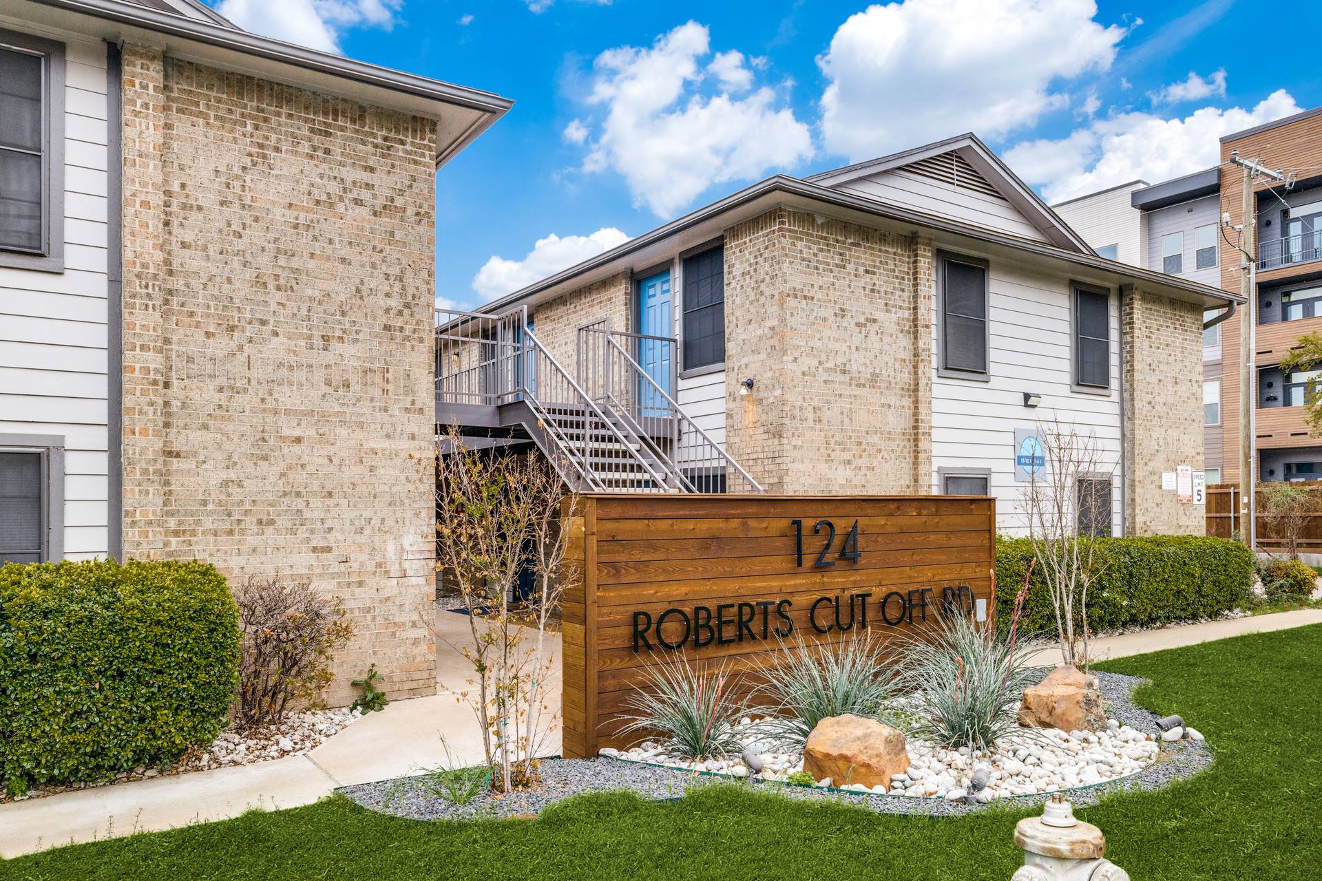 The Crest at River District — renovated apartment community exterior in Fort Worth, TX